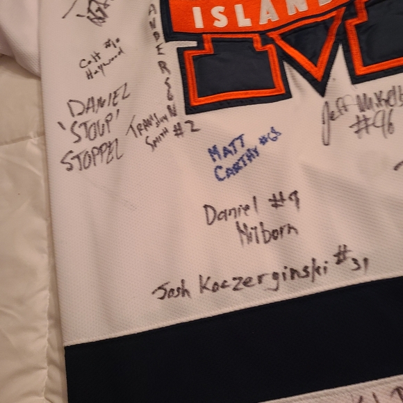 Signed hockey jersey XXXL - Picture 2 of 10